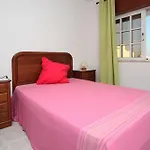 V4 Com Piscina Privada A 400 Metros Da * Albufeira