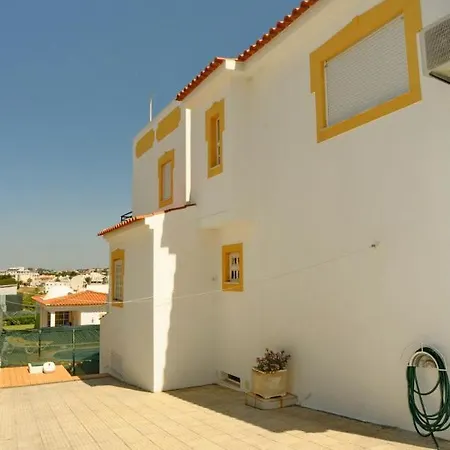 V4 Com Piscina Privada A 400 Metros Da Semesterbostad Albufeira