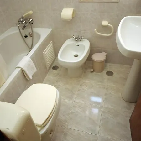 V4 Com Piscina Privada A 400 Metros Da 度假居