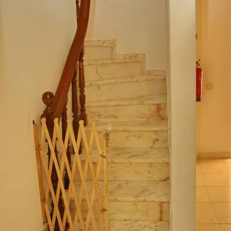 V4 Com Piscina Privada A 400 Metros Da Semesterbostad Albufeira